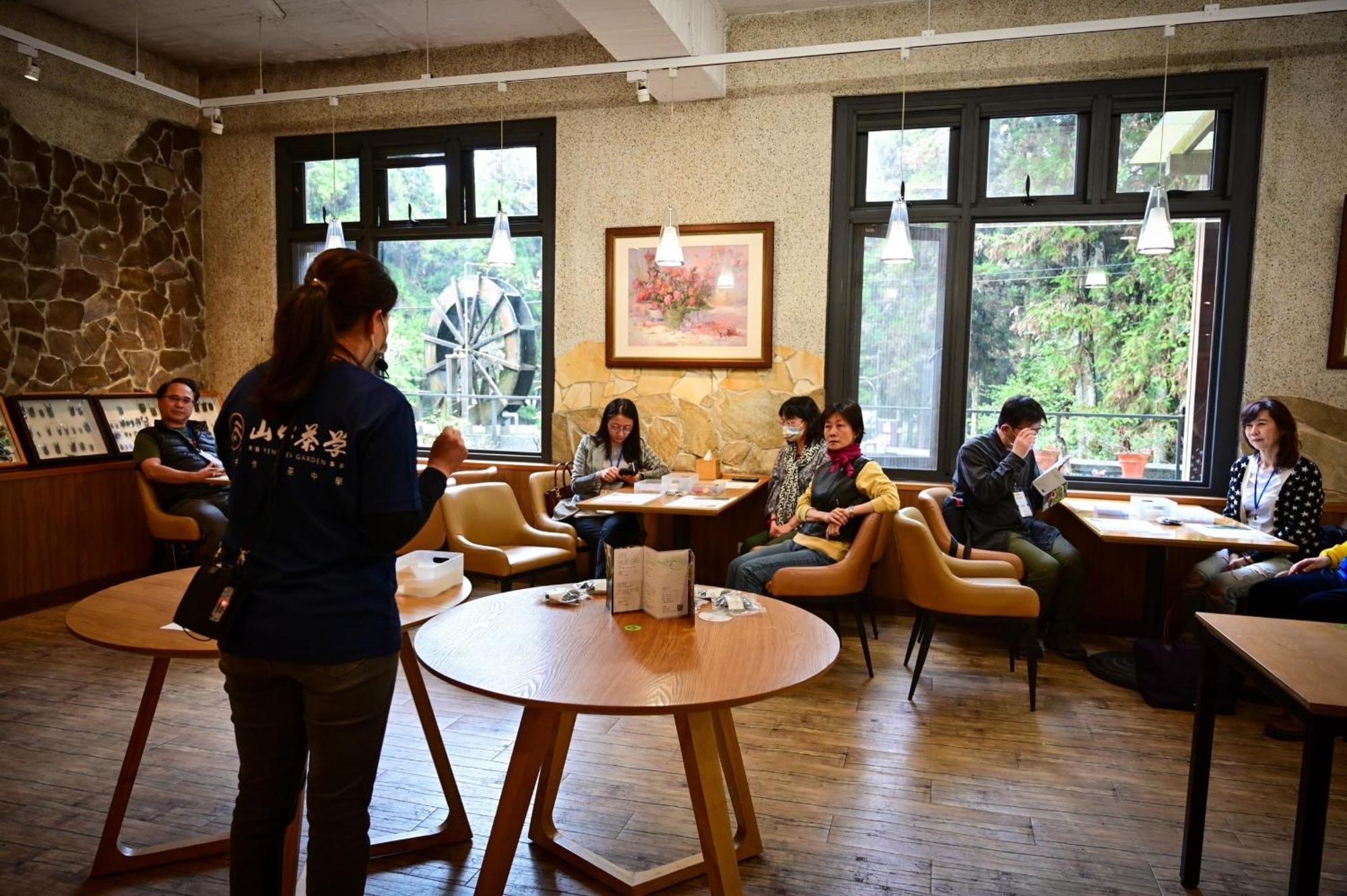 Ginkgo Hotel Lugu Luaran gambar