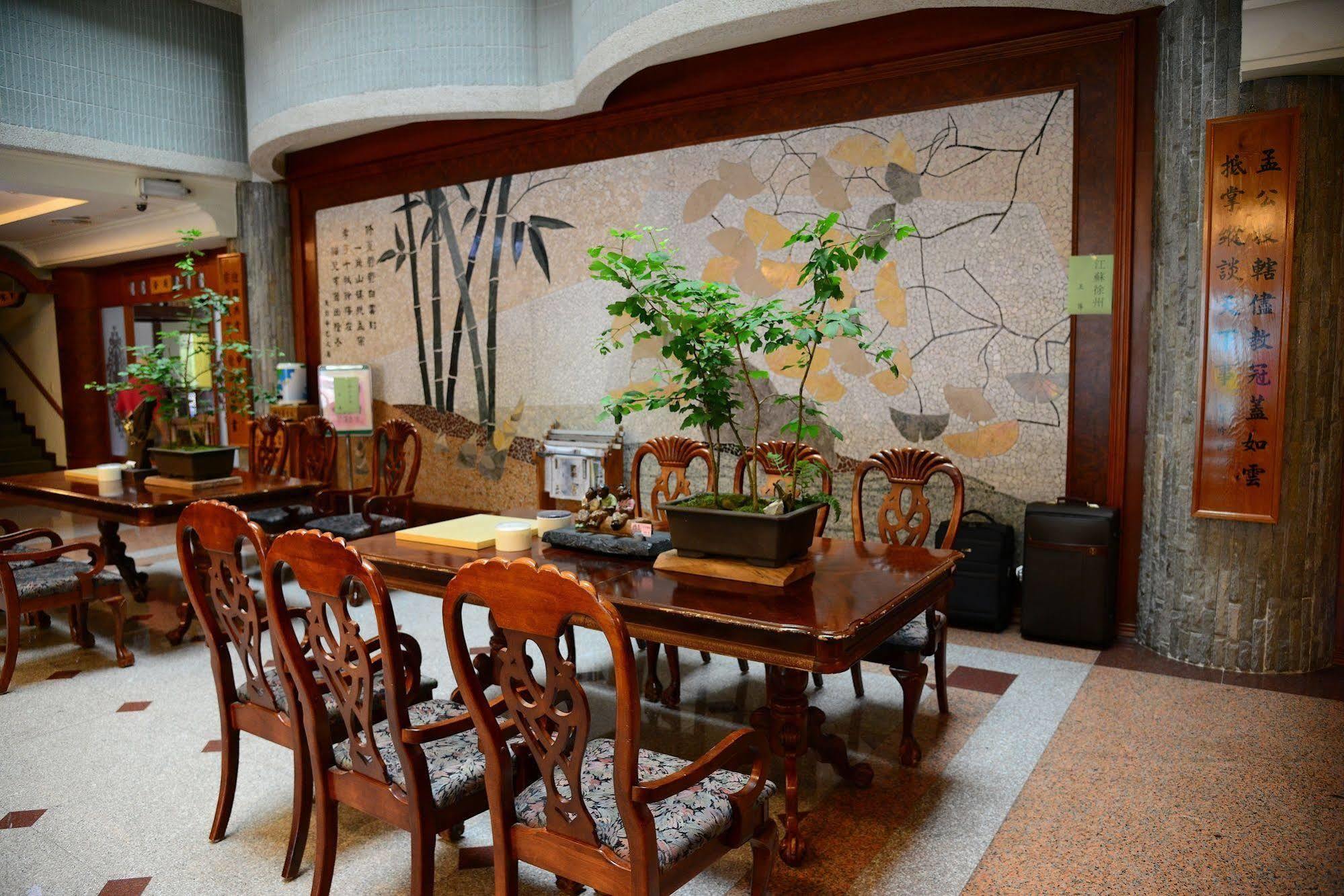 Ginkgo Hotel Lugu Luaran gambar